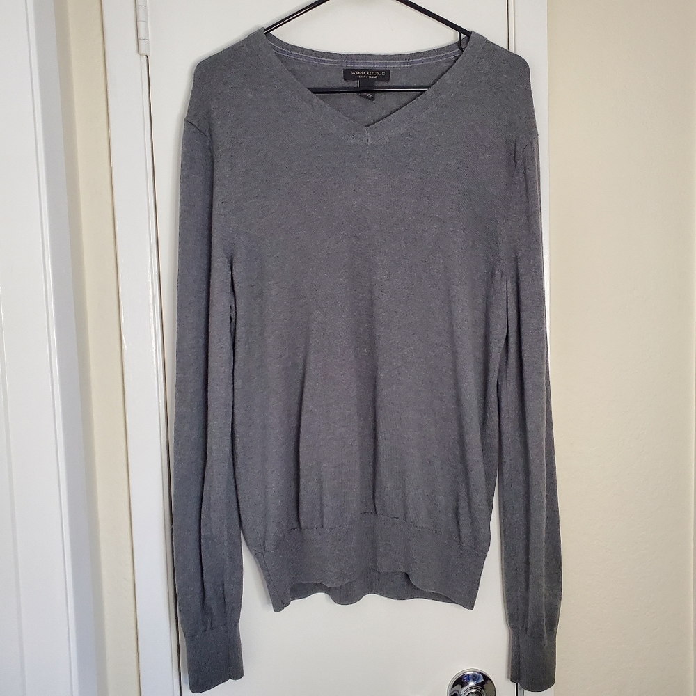 Banana Republic Silk and Cashmere Crewneck Grey Sweater Size Large